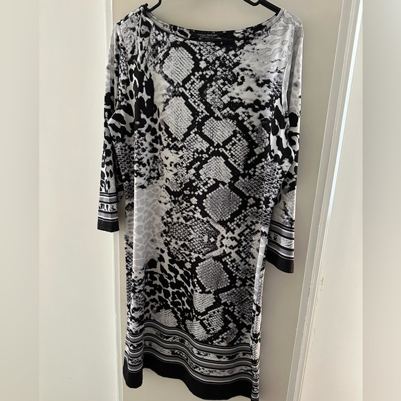 Tango Mango b/w snakeskin dress sz LG - Picture 1 of 4